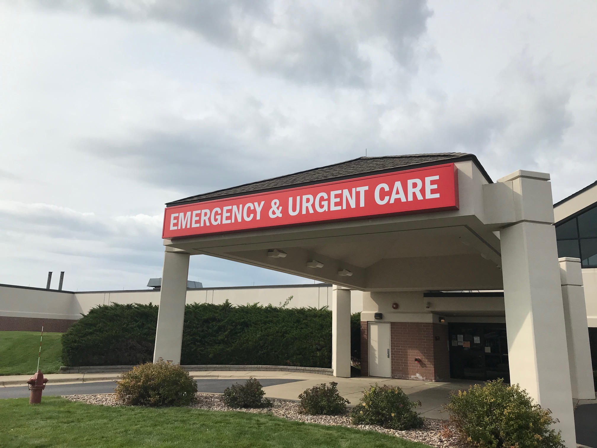 Aspirus Divine Savior Emergency and Urgent Care Entrance